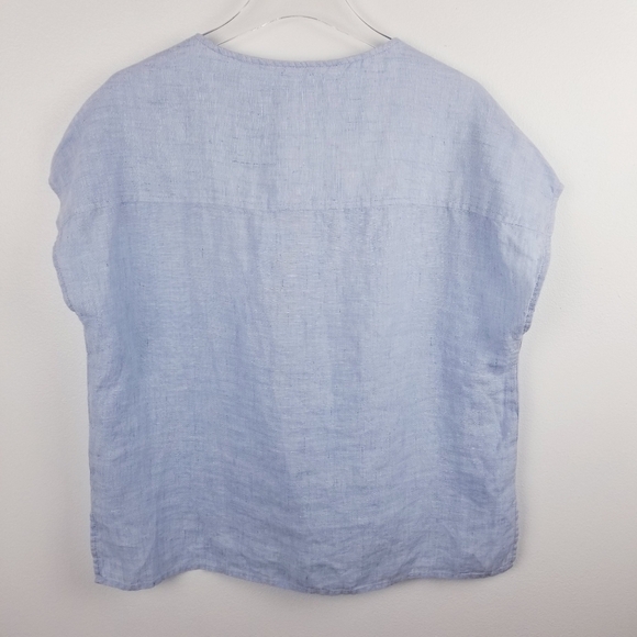 Tahari Blue V-Neck 100% Linen Top Blouse NWT size Medium - Picture 2 of 6
